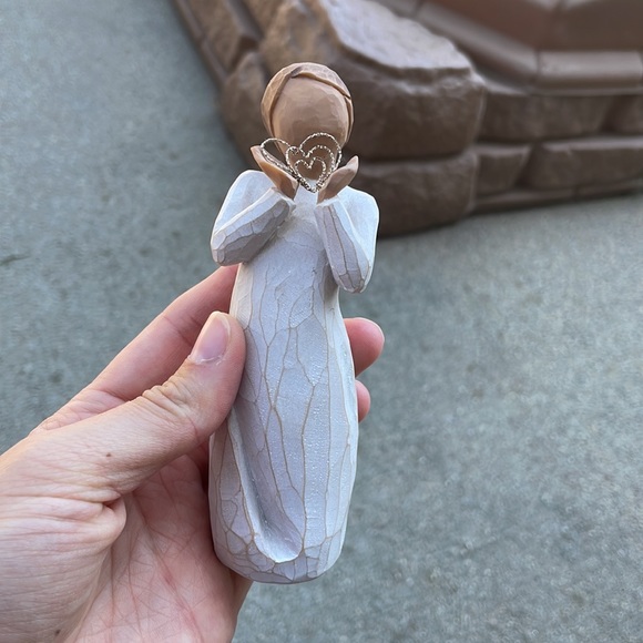 Willow Tree® Lots of Love Figurine - Picture 2 of 4